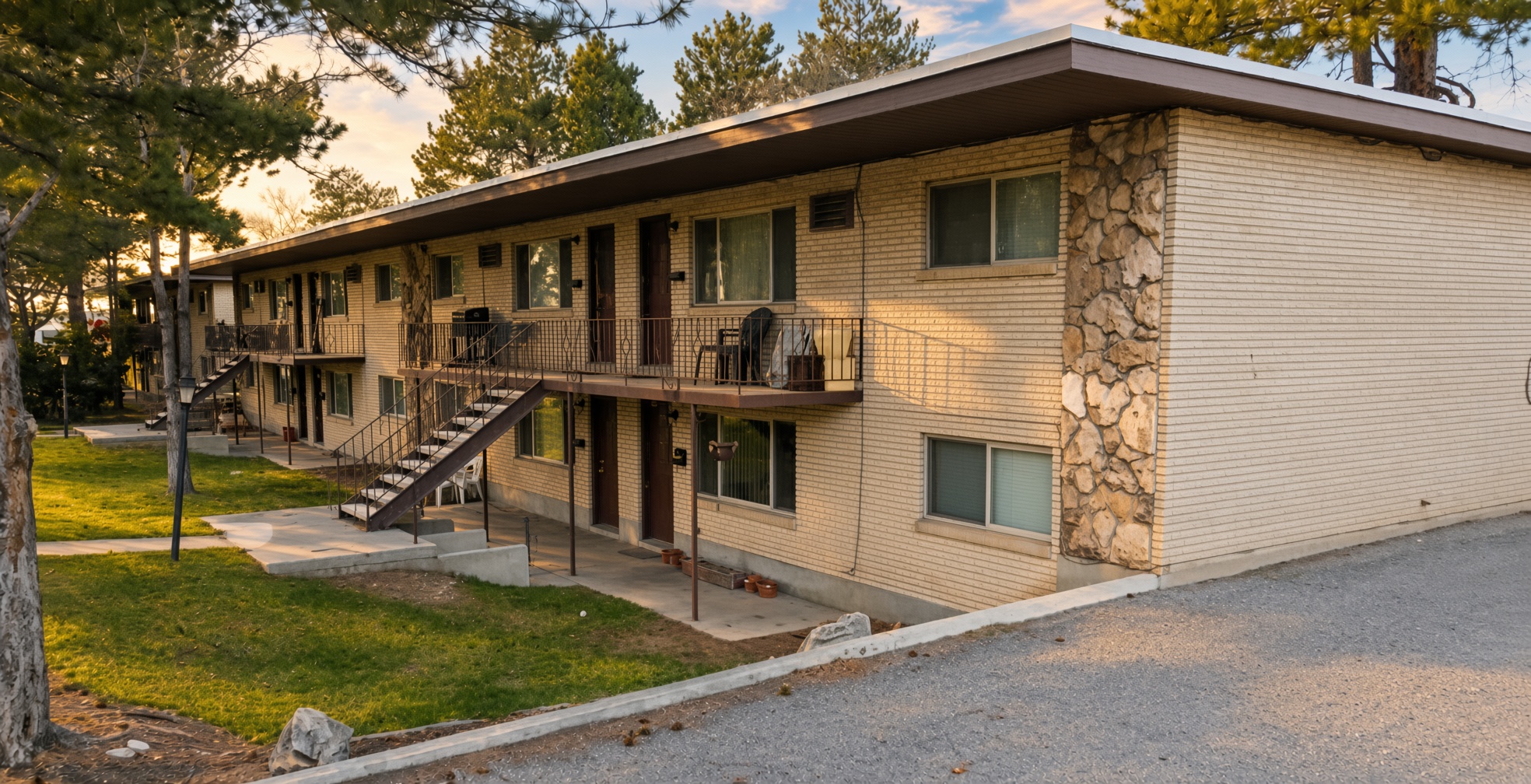 14-Unit Apartment Building — Multifamily in Orem, Utah sold by Canovo Group